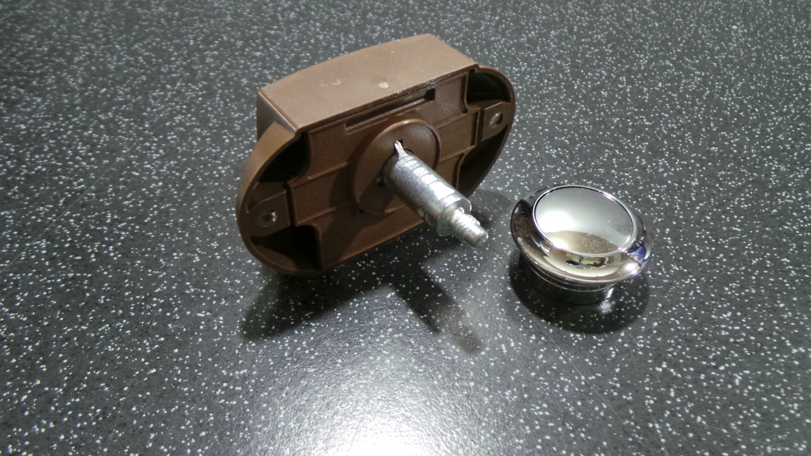 PUSH BUTTON DOOR, DRAWER CATCH CHROME FINISH BUTTON CARAVAN/MOTORHOME/BOAT