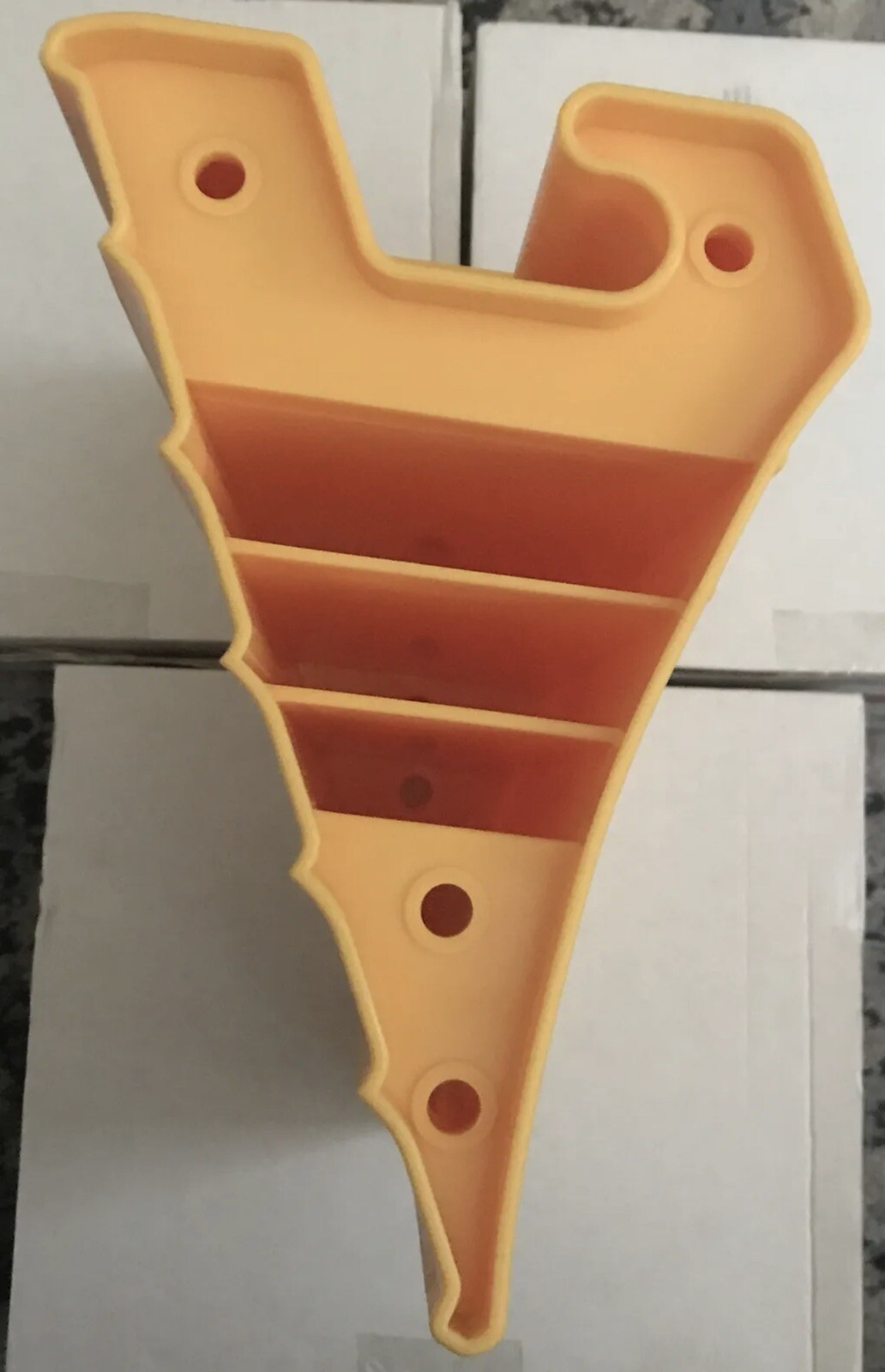 Hyper Tough Large Wheel Chock *NEW* Use with tires up to 29″ – Hard Plastic