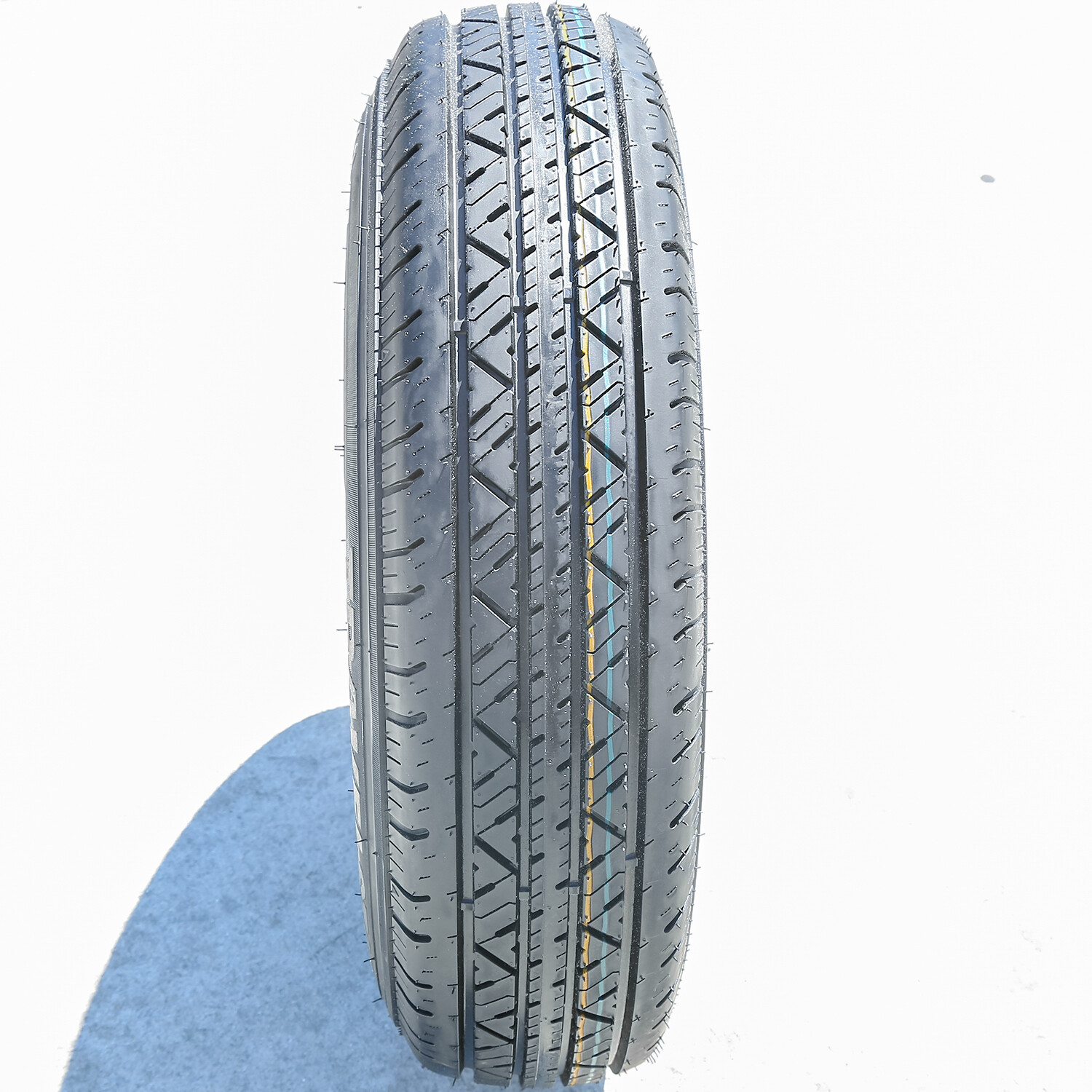 Tire ST 205/75R15 Travelstar HF288 Steel Belted Trailer 107/102M D 8 Ply