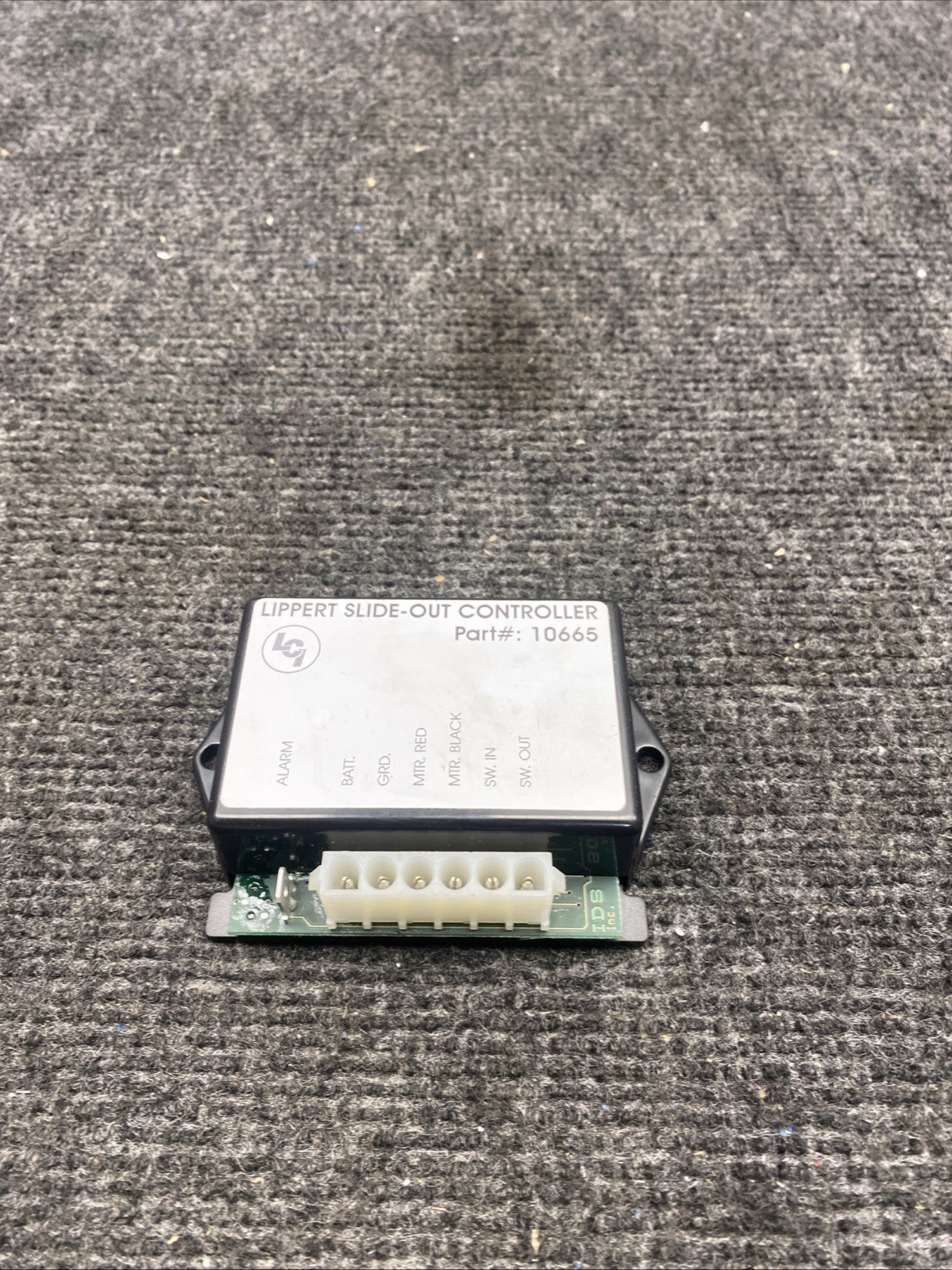 Lippert 10665 RV Slide-Out Controller Above Floor / Through Frame New