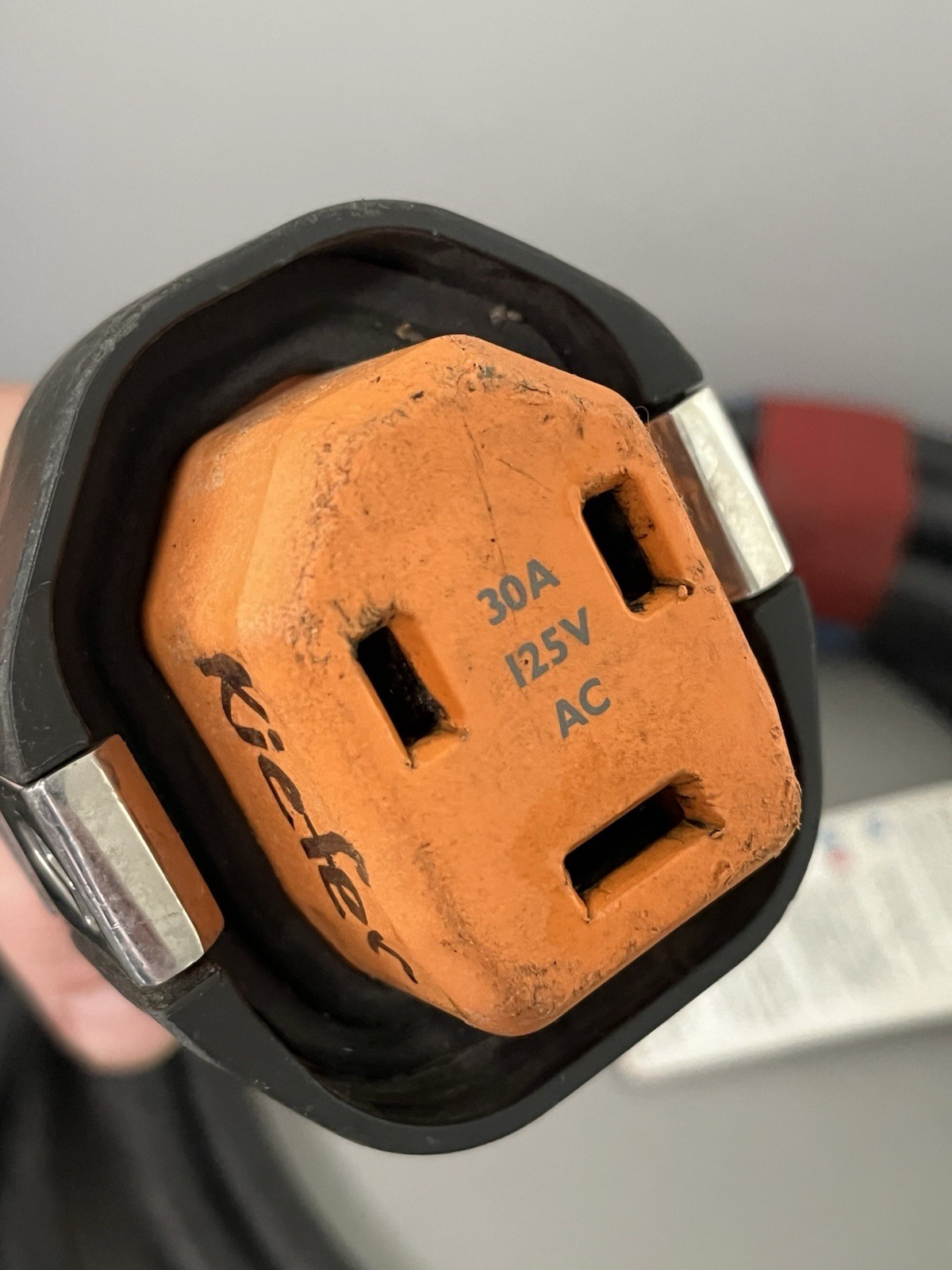 SmartPlug 30 Amp 125V RV Shore Power Cable Cord -30 ft – Used