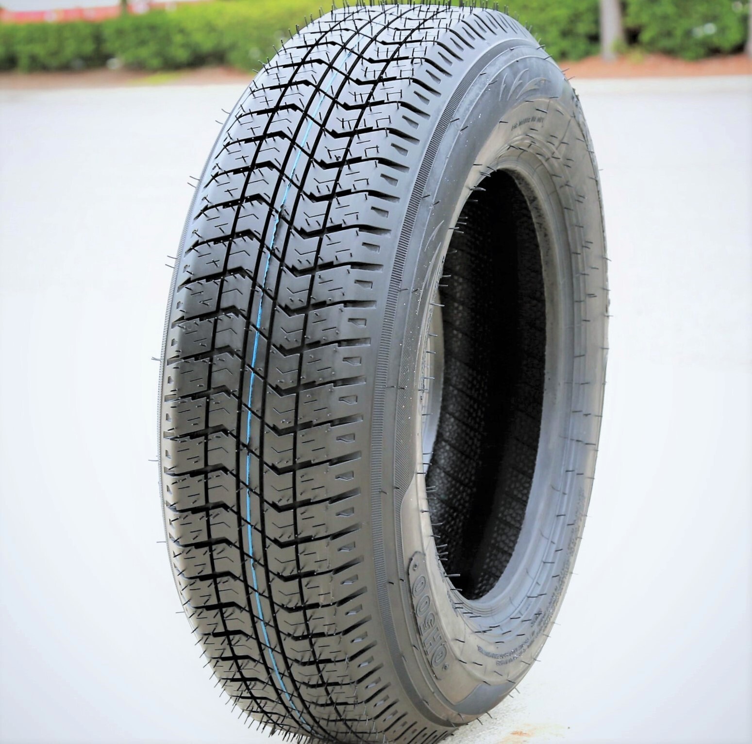 Tire Forerunner QH500 ST 225/75D15 Load D 8 Ply Trailer
