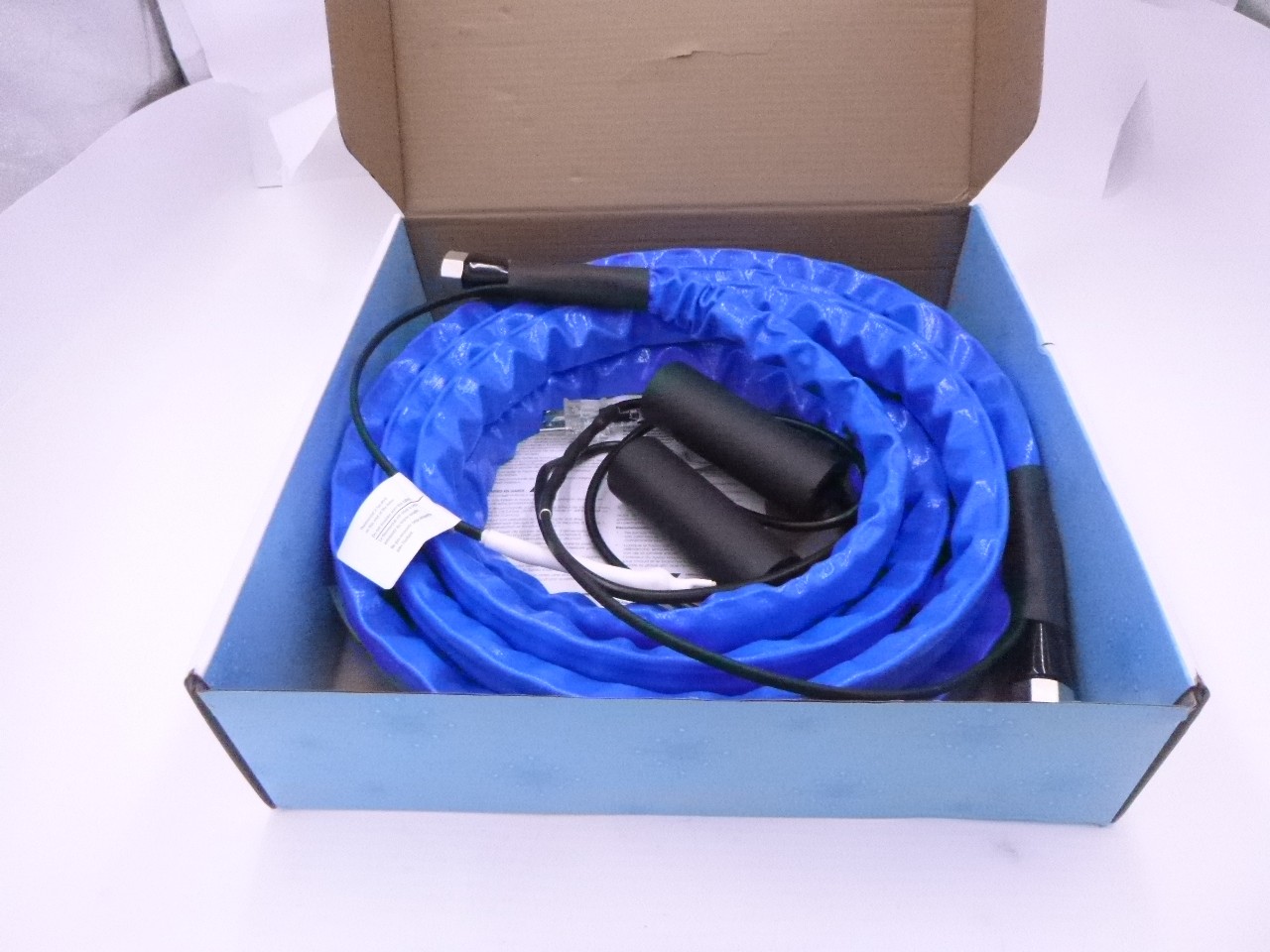 25′ x 5/8″ Camco Cold Weather Heated Drinking Water Hose Blue 22911