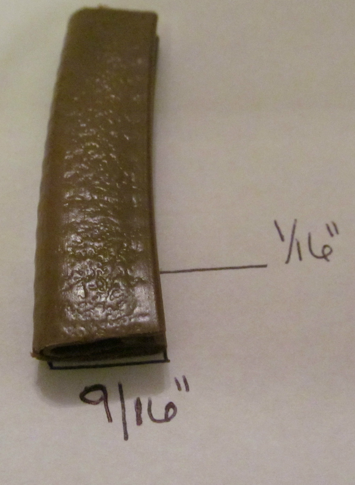 1/16″ x 9/16″ TAN Edge Trim Vinyl PVC RV Boat Seal Lock Permanent Grip