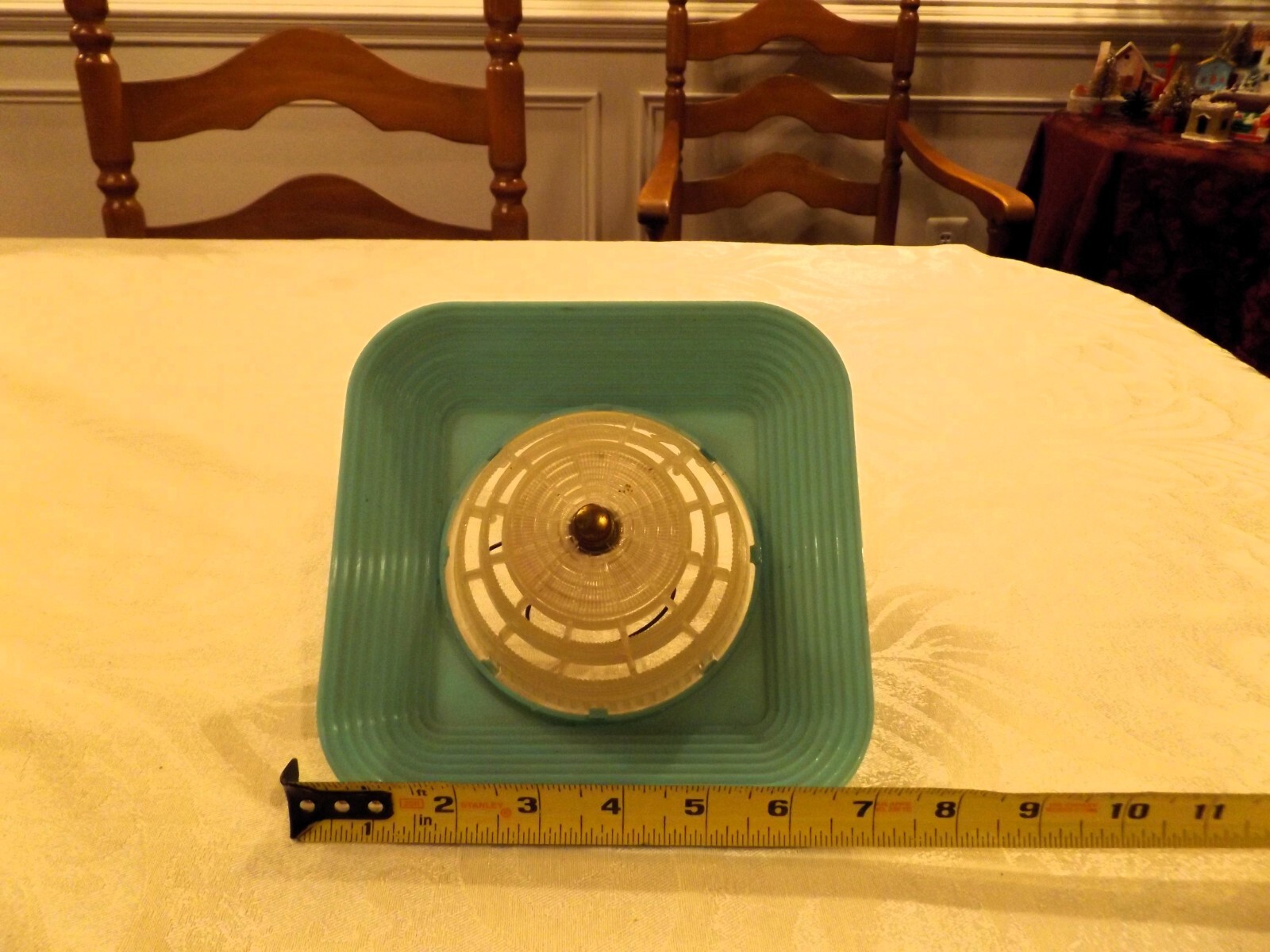 VINTAGE TURQUOISE SQUARE PLASTIC CLIP ON PLASTIC LIGHT SHADE COVER MCM ART DECO
