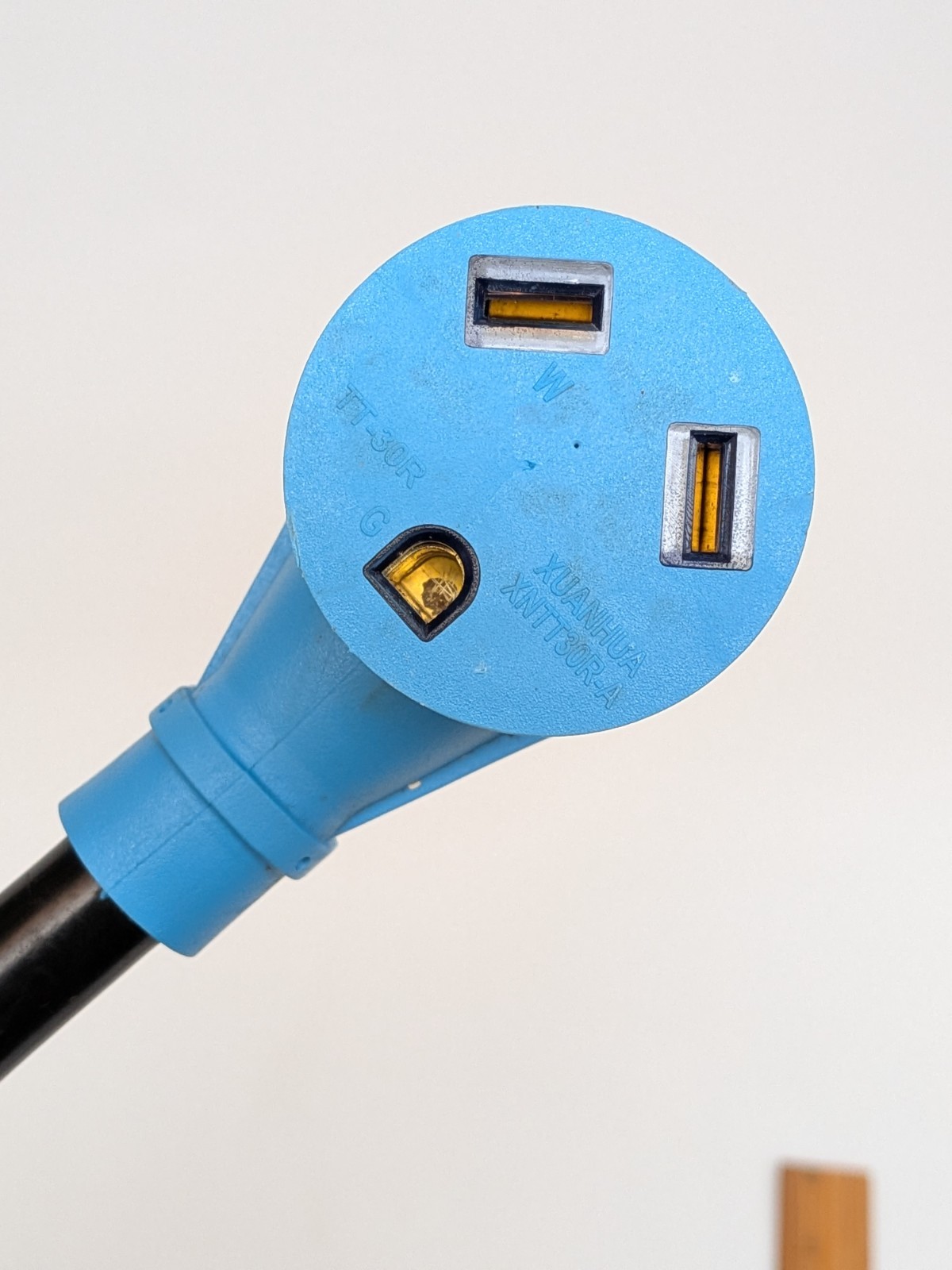 15 Amp Male to 30 Amp Female Adapter RV Electrical Converter Cord Cable