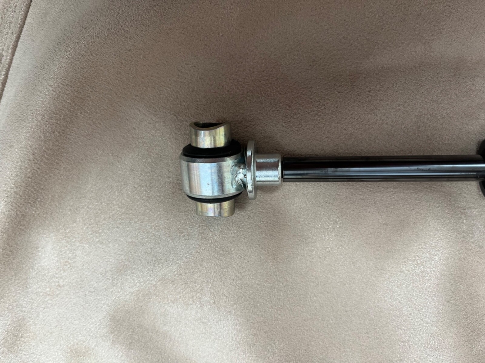 (Ref 276) Towing Hitch Damper Shock absorber Gas strutt AL-KO 690389 150v 530mL
