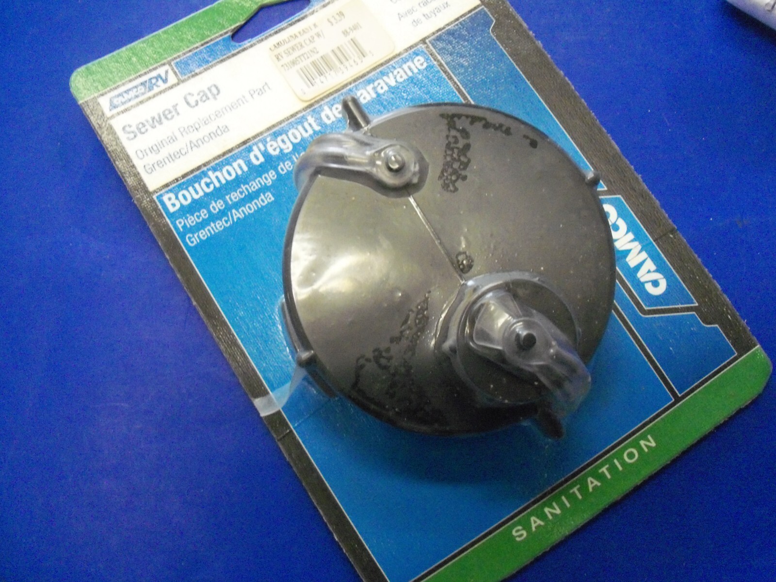 NEW Camco 39463 RV Sewer Cap W/ Hose Connection SEALED VC4