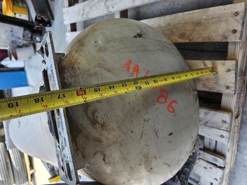 USED MANCHESTER 38 GALLON PROPANE TANK from 08 ALFA SEE YA Shipped Los Angeles