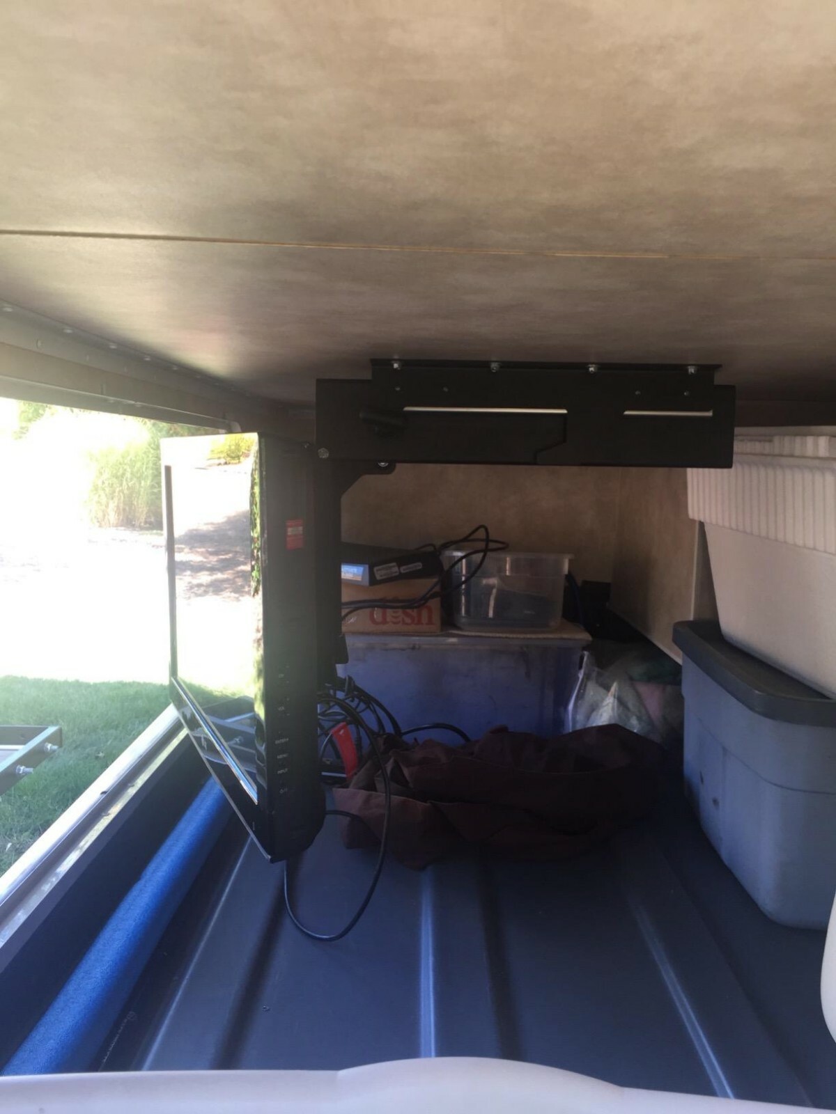 MORryde TV40-010H Slide-Out and Flip Down TV Ceiling Mount