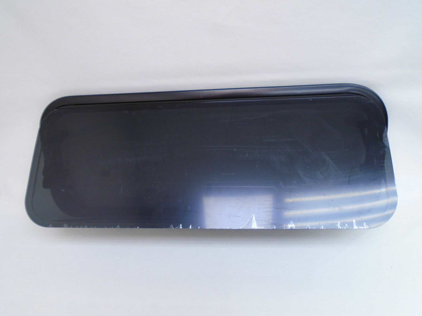 DOMETIC S7P 818MM X 315MM TOP HUNG TINTED WINDOW 32 1/4″ X 12 3/8″ RV / VAN