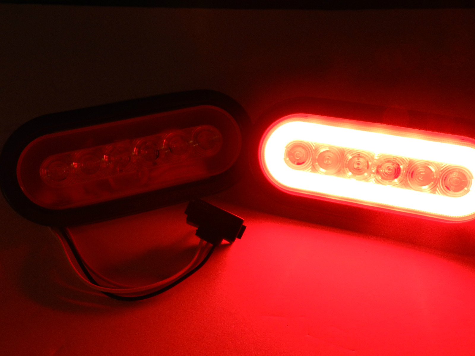 (2) Trailer Truck 22 LED Clear / RED 6″ Oval Stop Turn Tail Light Glo-light