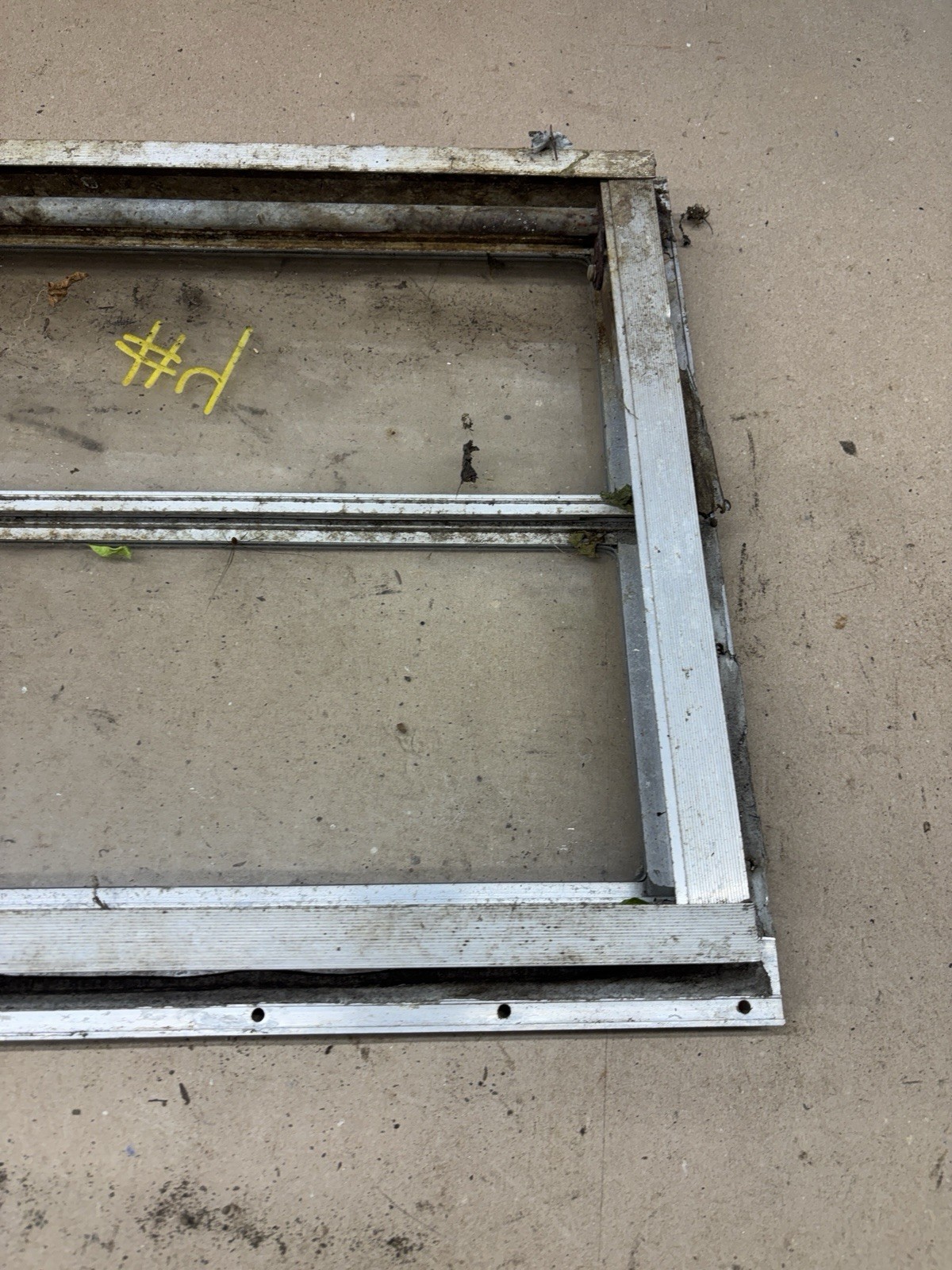 VINTAGE CAMPER RV 1967 1968 69 WINDOW FRAME GLASS CRANK OUT 18×15 project Oldsch