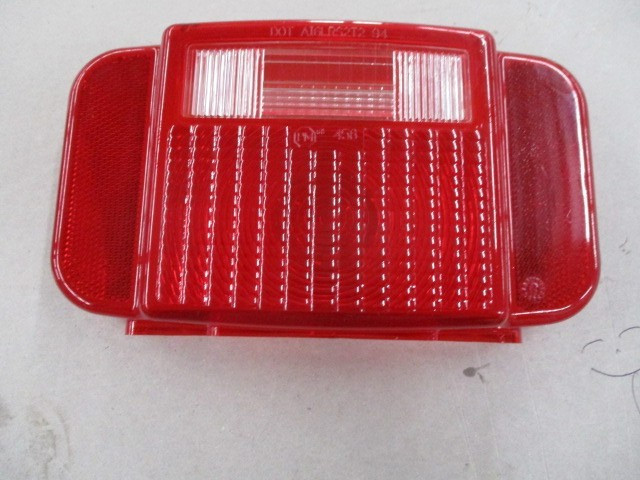 RV Tail light Lens with Back Up and Tag Light Peterson 458