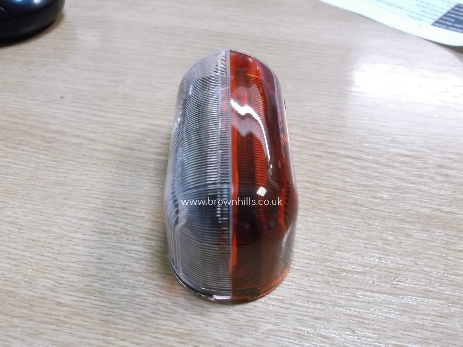 MOTORHOME CARAVAN EXTERNAL RED/WHITE FRONT TOP MARKER LAMP JOKON 102