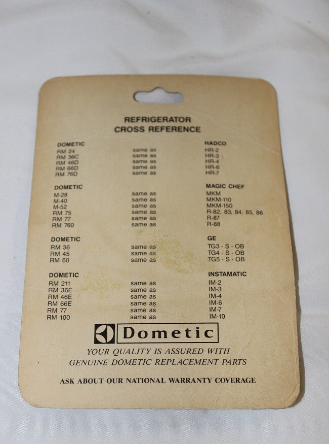 Dometic RV Refrigerator Key for Latch, Part #2007559004, Carded