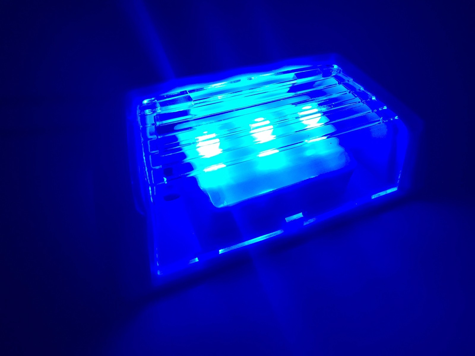 MARINE BOAT LED RV TRAILER BLUE 12V COURTESY LIGHT ABS 3.5″X1.8″ 3 LED