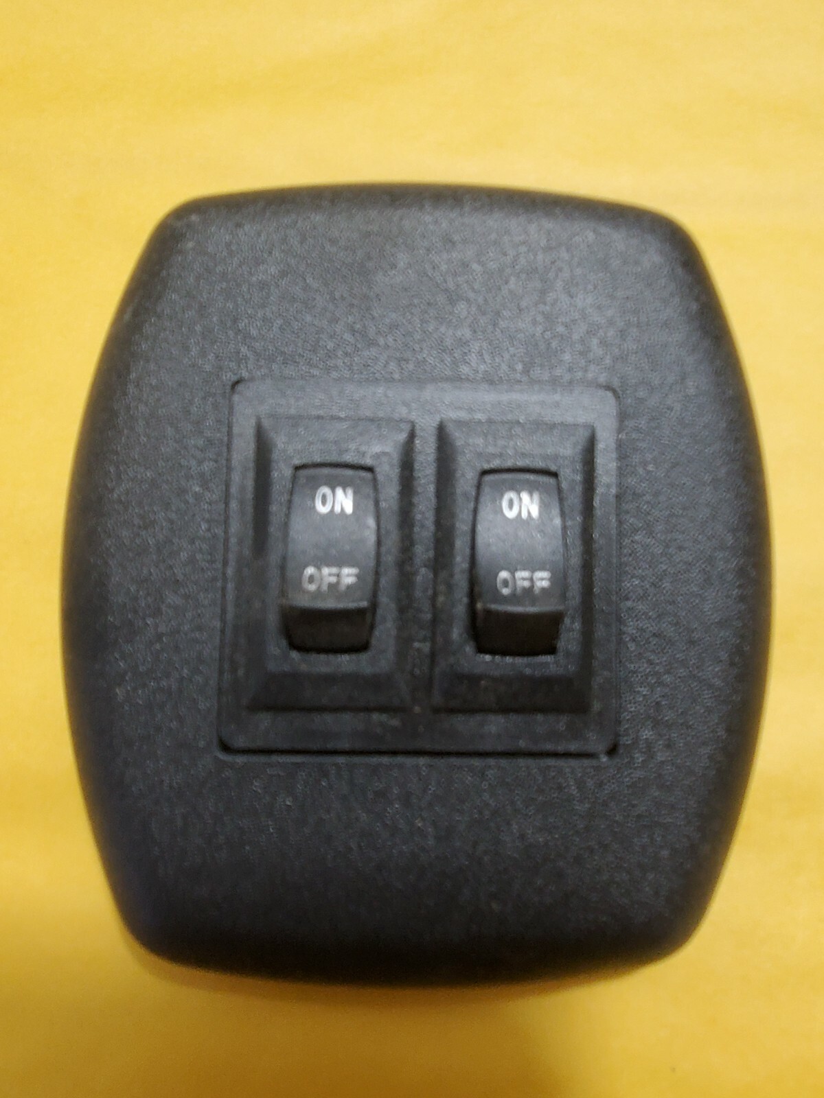 RV Trailer Black DOUBLE 12 V ON-OFF Switches 20A 14DC 2 Prong SIGMA w/cover