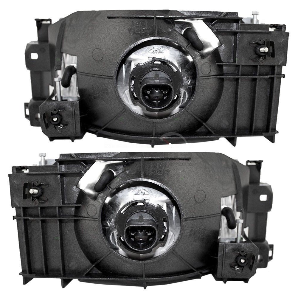 FLEETWOOD FIESTA RV 2002 2003 2004 PAIR HEADLIGHTS HEAD LIGHTS FRONT LAMPS NEW