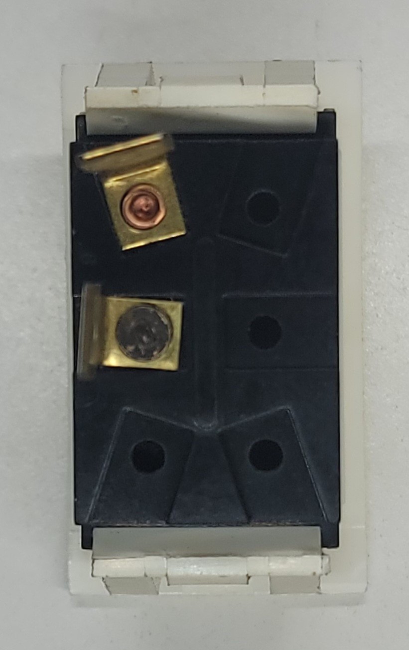 Carling SPST Up / Down Rocker Switch White 10A 250V On/Off Sustained RV Auto NOS