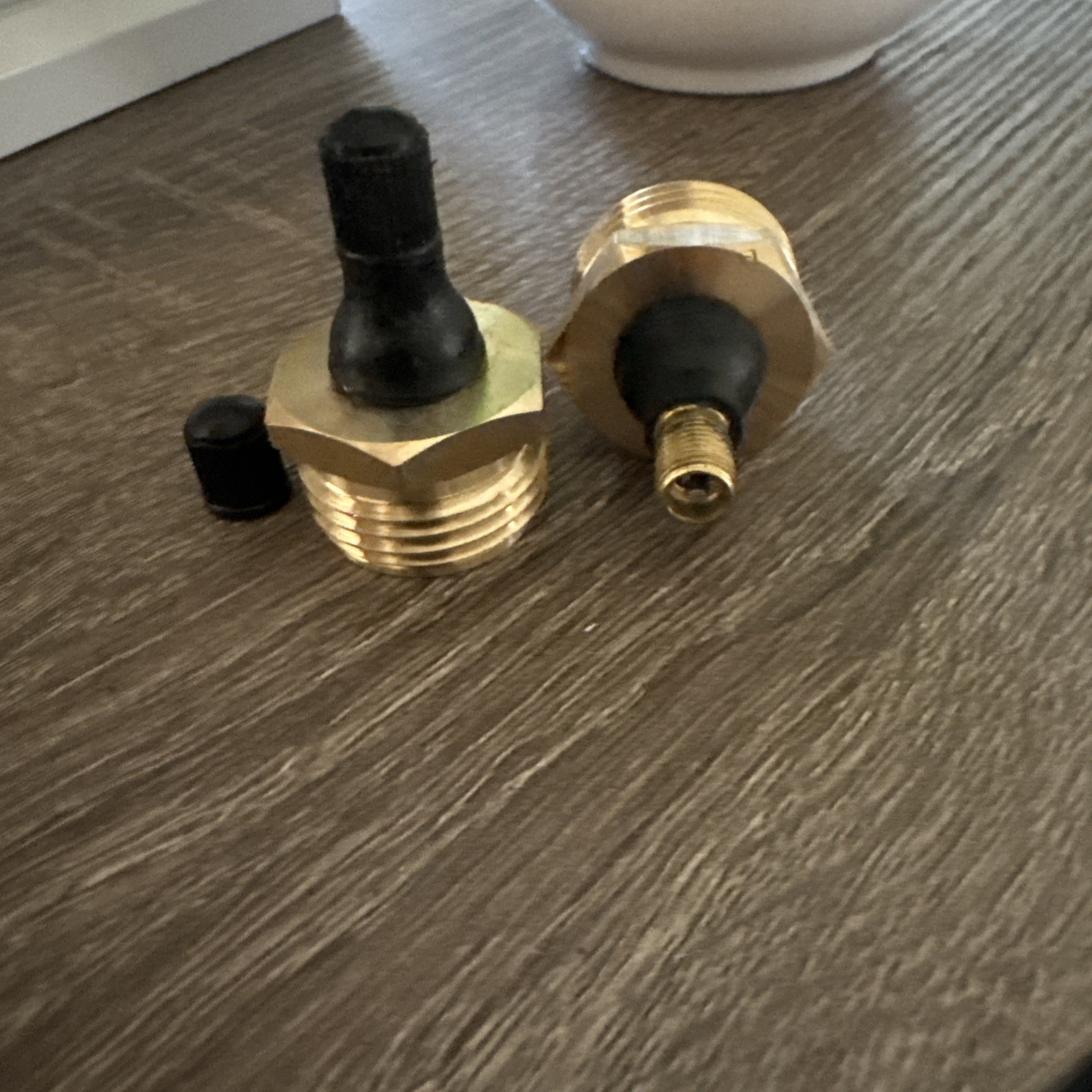 Camco 36153 Heavy Duty Brass Blow Out Plug Helps Clear the Water Lines in RV