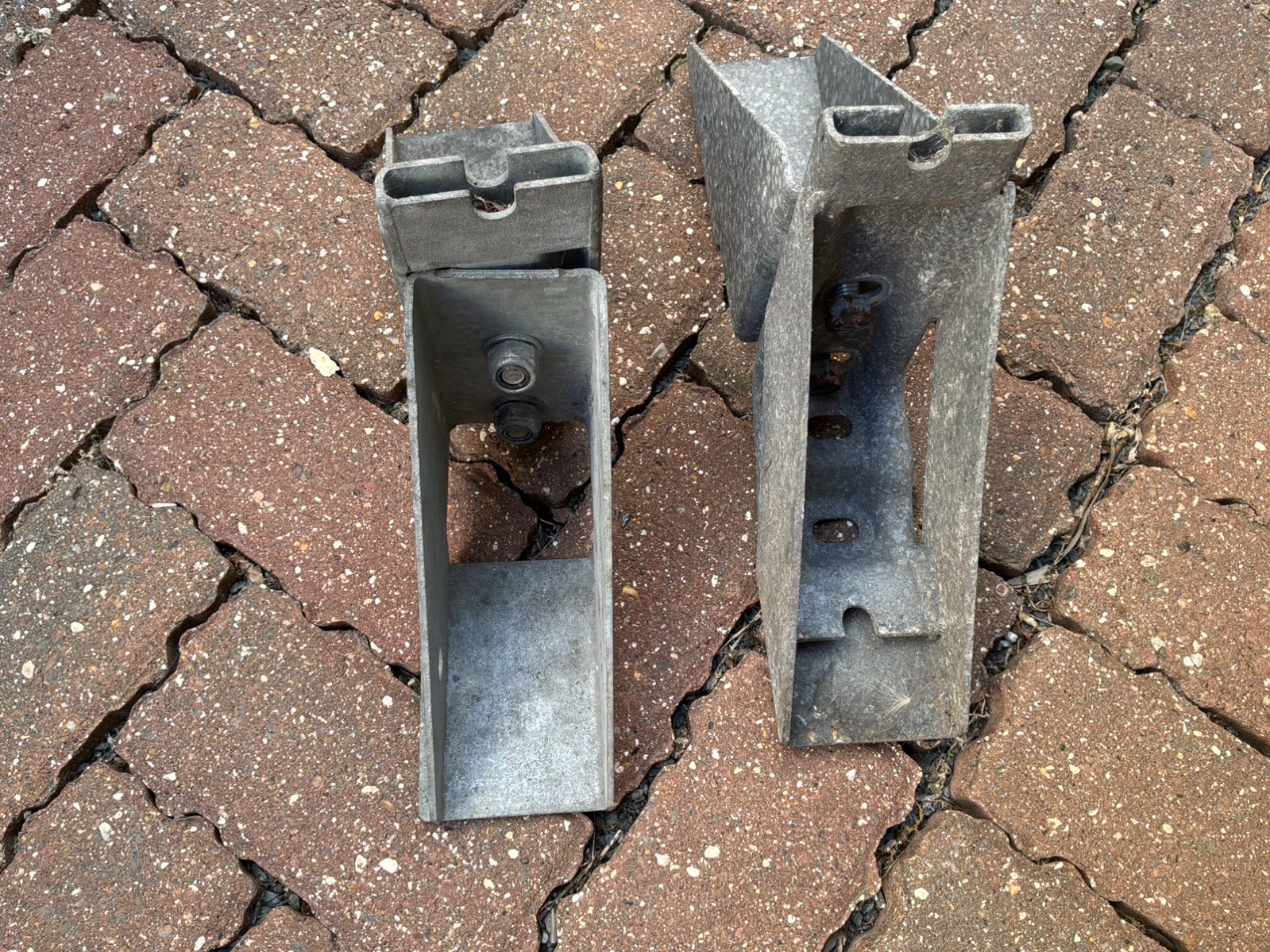 ALKO Side Lift Jack Mounting Bracket Kit 800kg Galvanised (Pair)