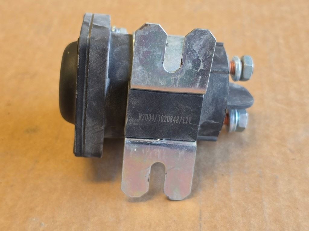 USED 12V Solenoid RV N2004/3020848 from 07 Monaco La Palma XL