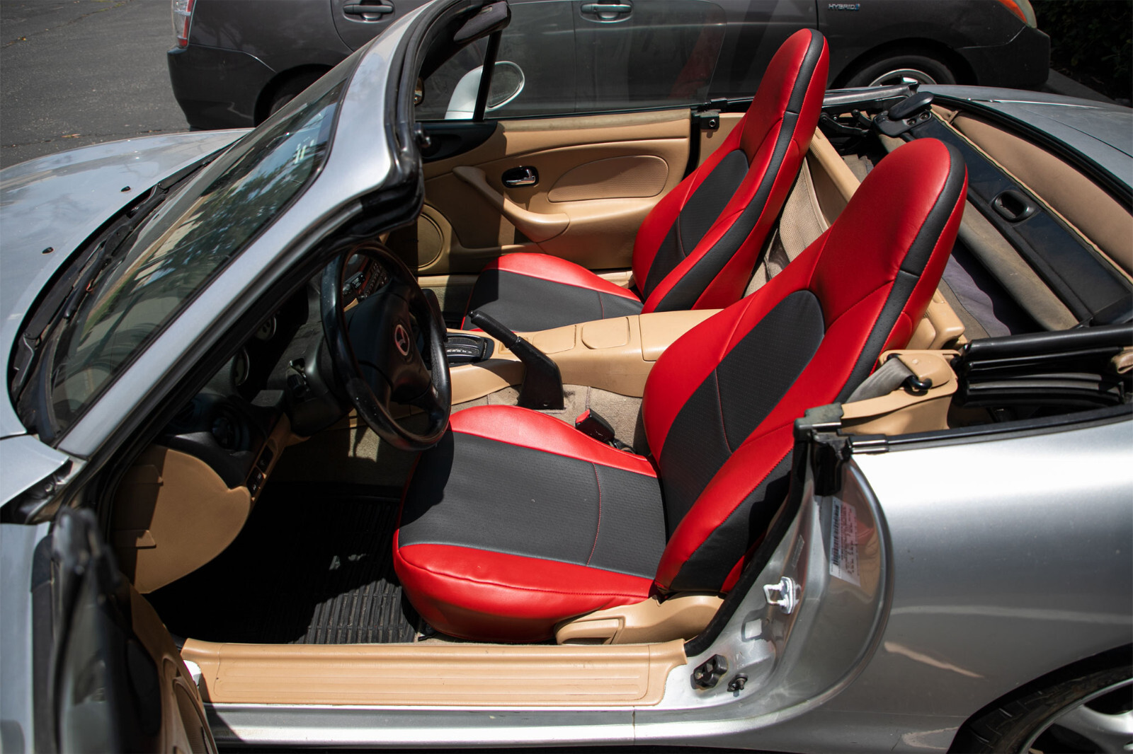 Fits Mazda Miata 2001-2005 Custom made luxurious Vinyl PU Seat covers