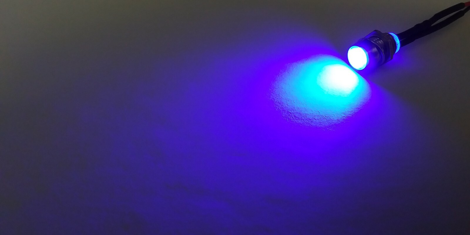 6 BBT 12 volt Blue LED Indicator Lights in Chrome Metal Bezels