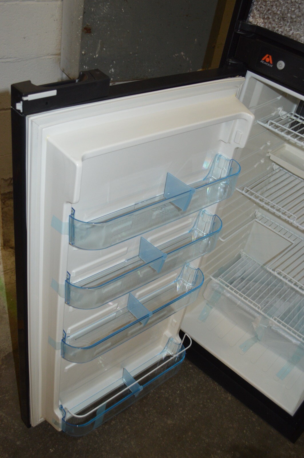 Atwood HE-0801LF w/ Fan 8.0 Cu Ft RV / Camper Refrigerator 2 Way LP Gas Electric