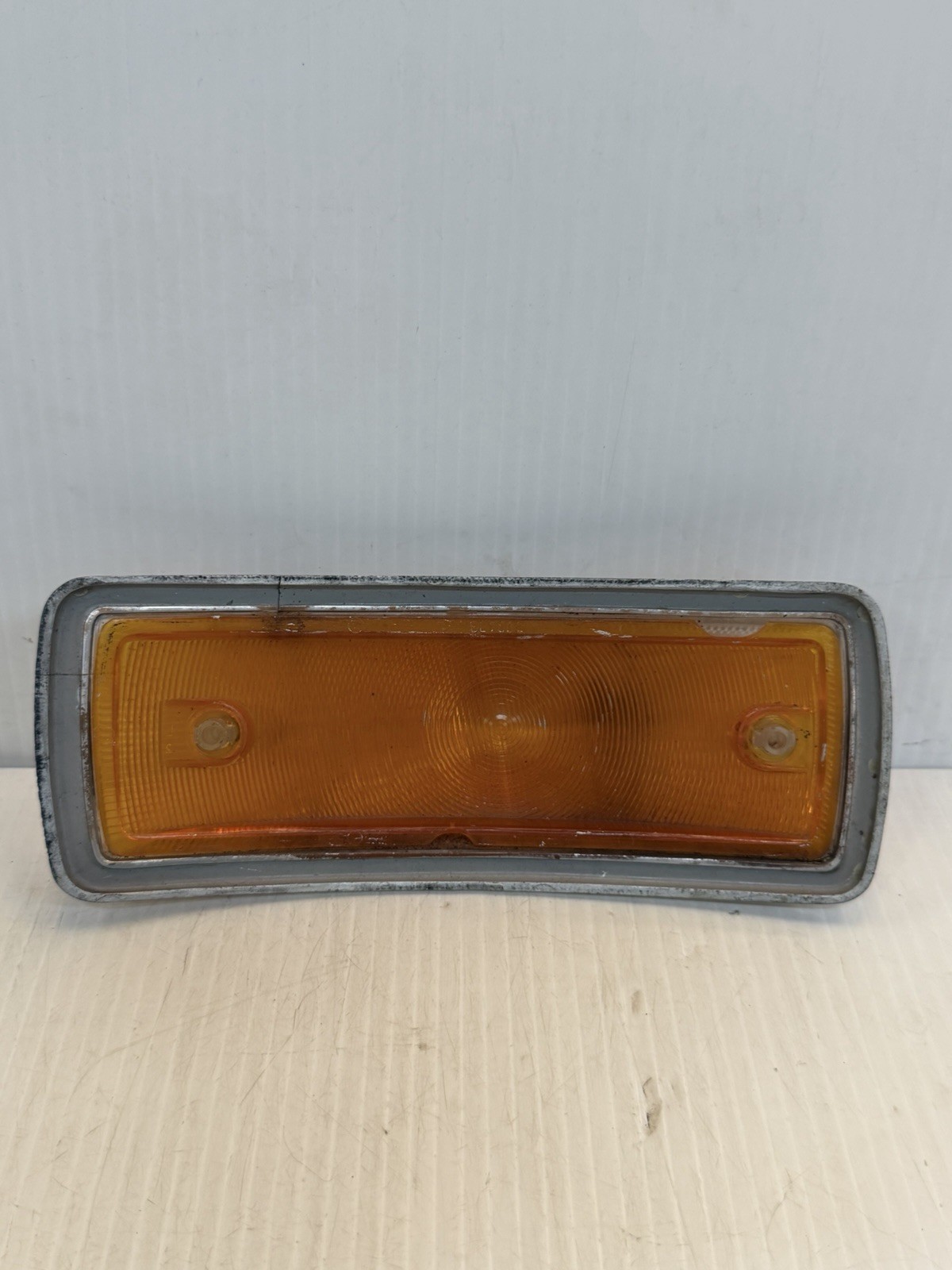 VW Volkswagen T2 Bay Window LH Indicator Lens & Chrome Hella 8L700 K22721