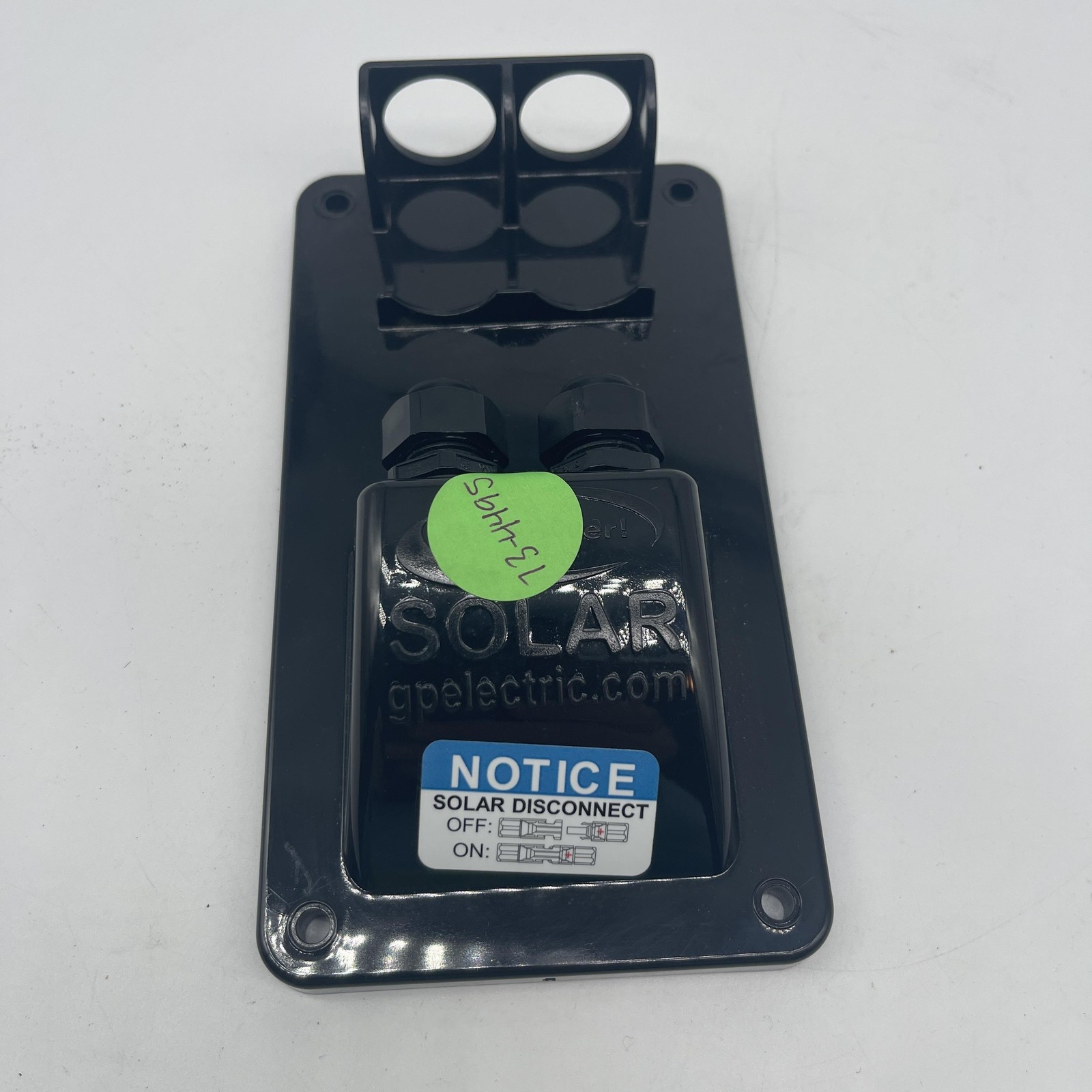 Go Power Solar Disconnect Cable Entry Plate Roof Mount RV Trailer Black Plastic