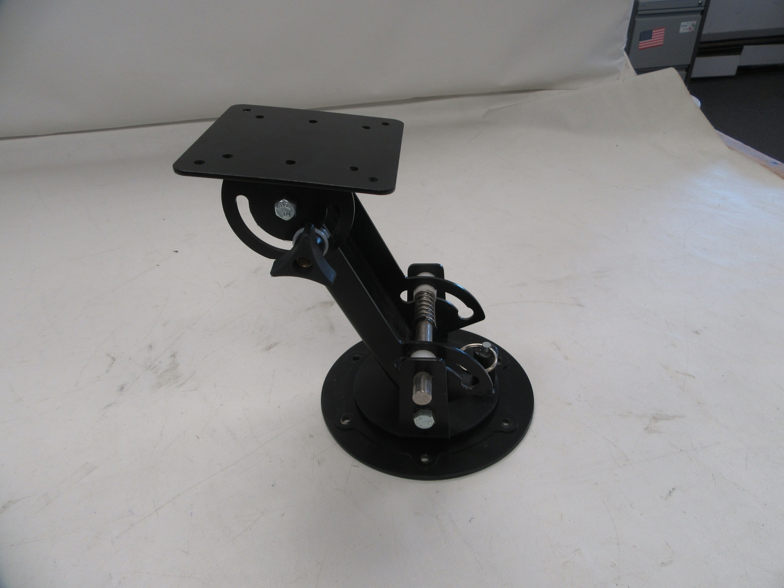 ROTATING TV WALL MOUNT BLACK STEEL RV TRAILER
