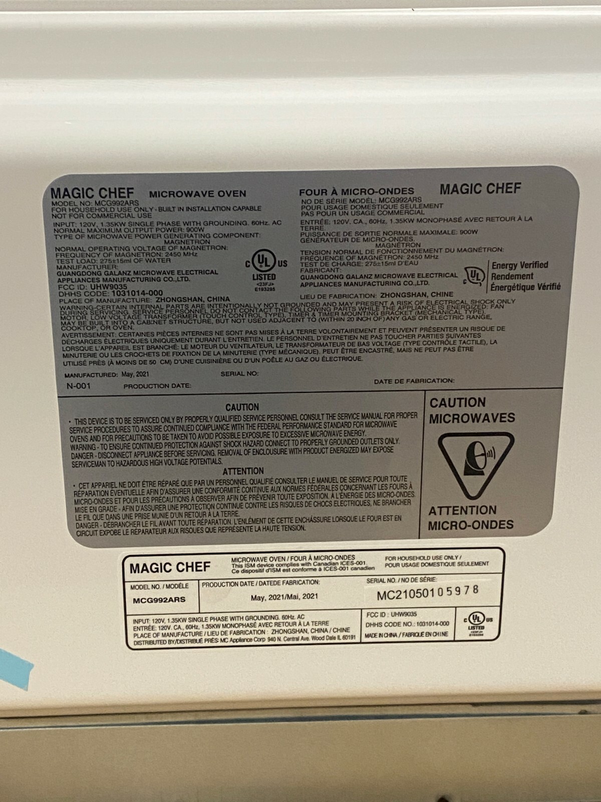 Magic Chef Stainless MCG992ARS .9 CU RV Microwave W/ Trim Kit