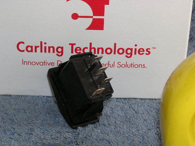 RV Bus SURROUND SOUND Carling Rocker Dash Switch AUDIO Radio Stereo 20A 12v LED
