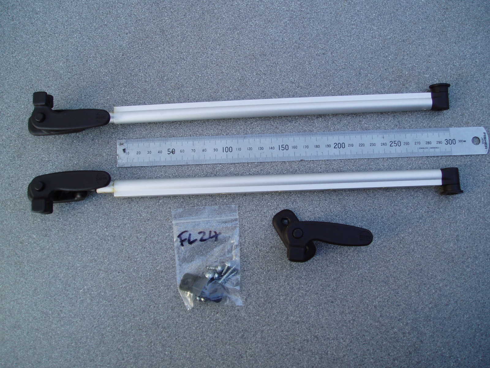CARAVAN WINDOW STAYS RATCHET