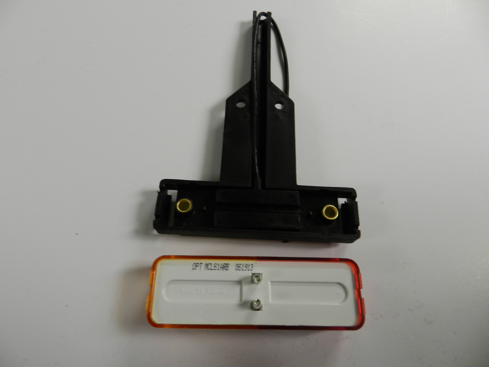 2- LED Fender Lights 1×4 Surface Amber & RED Marker lights w/brackets Optronics