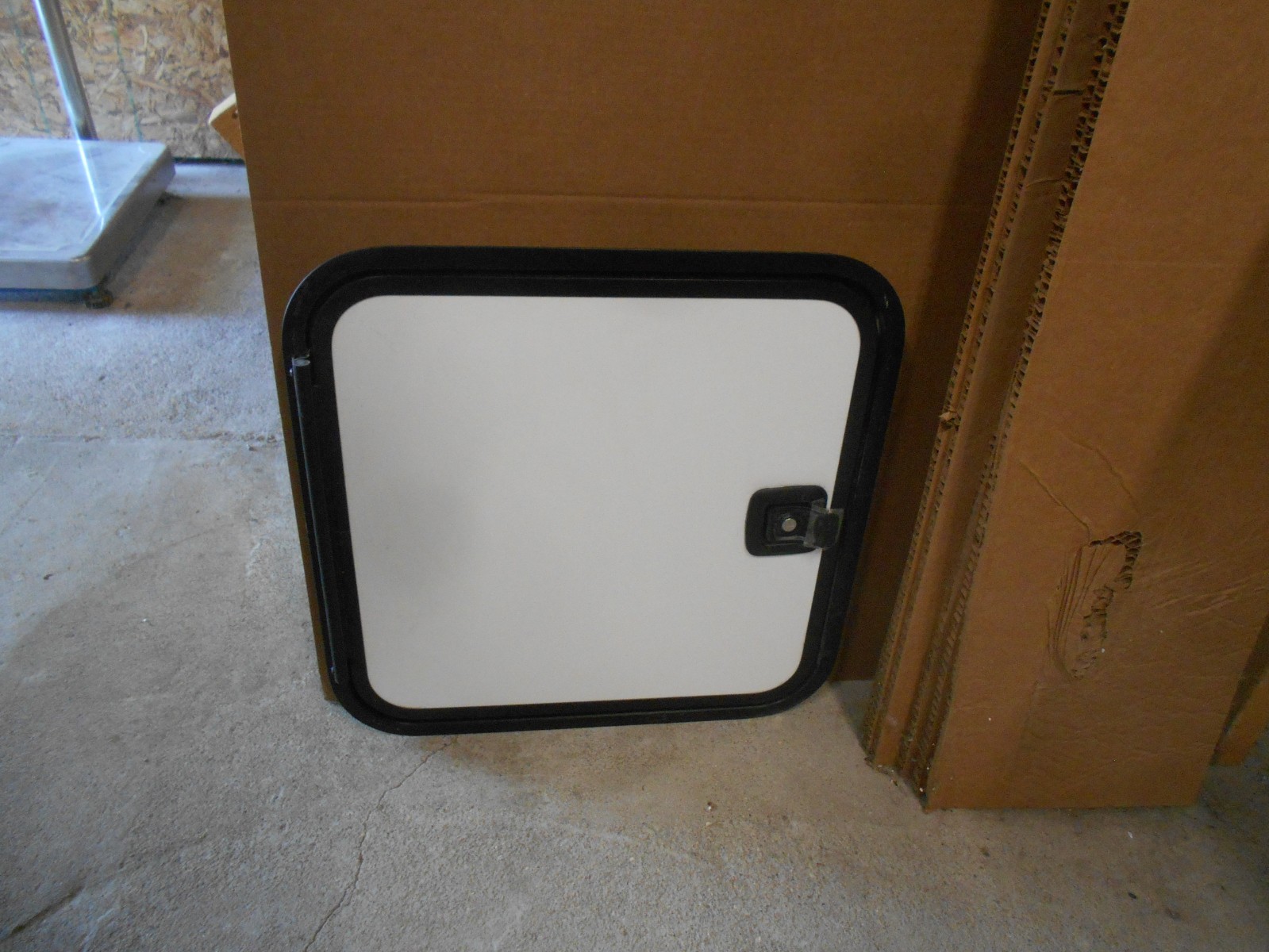 *21″ X 21″ HATCH BAGGAGE CARGO COMPART STORAGE DOOR RV WHITE FREE SHIP*561*