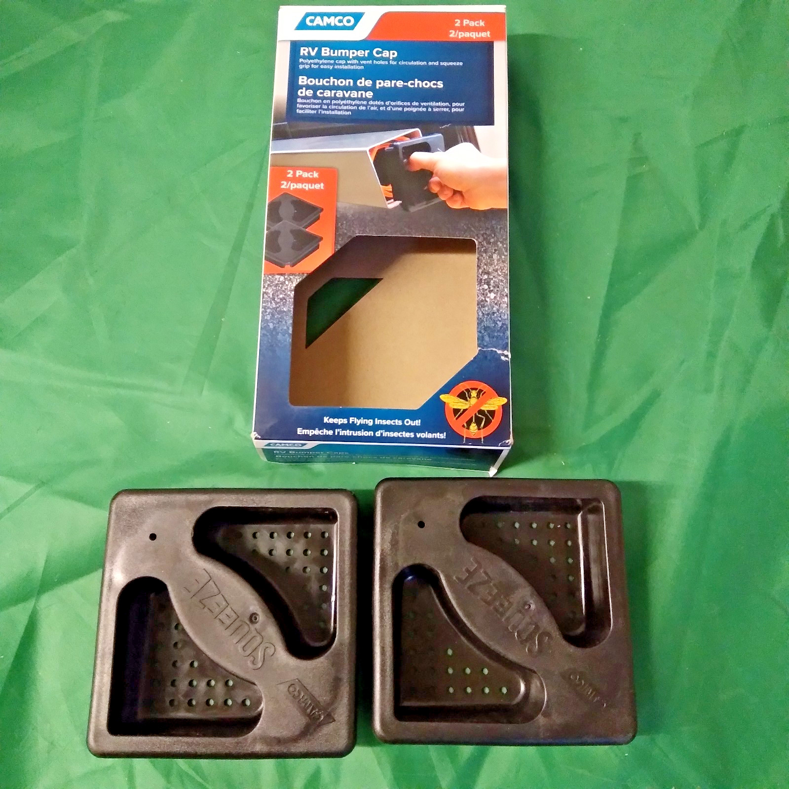 Camco Squeeze RV Bumper Cap 2 Pack black new open box