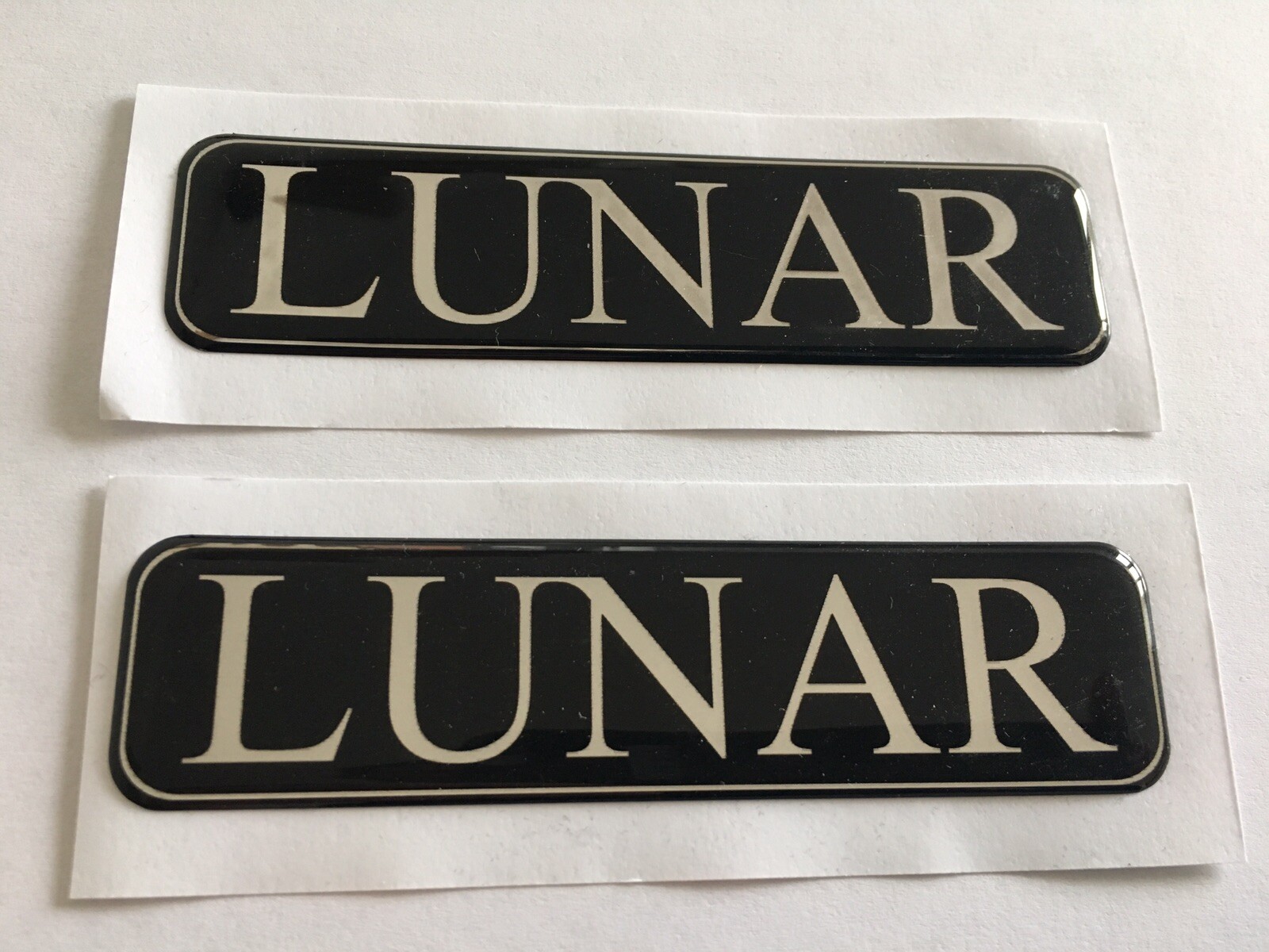 LUNAR CARAVAN MOTORHOME RECTANGLE BADGES DOMED RESIN BLACK CHROME X2 HIDE DENTS