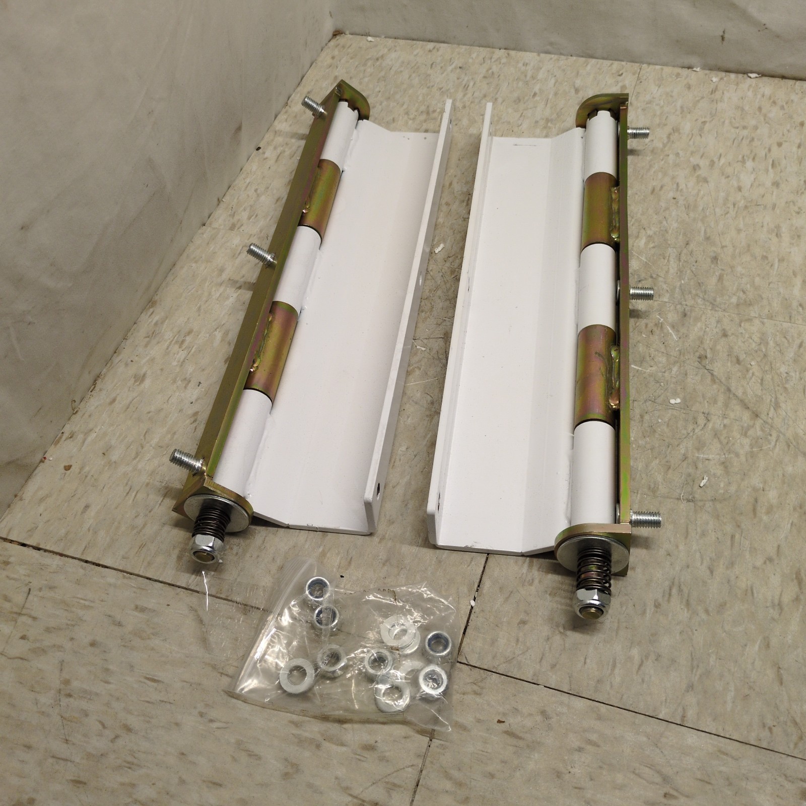 HappiJac Swing Out Extension Brackets for Camper Jack Dually Dual Rear Wheels
