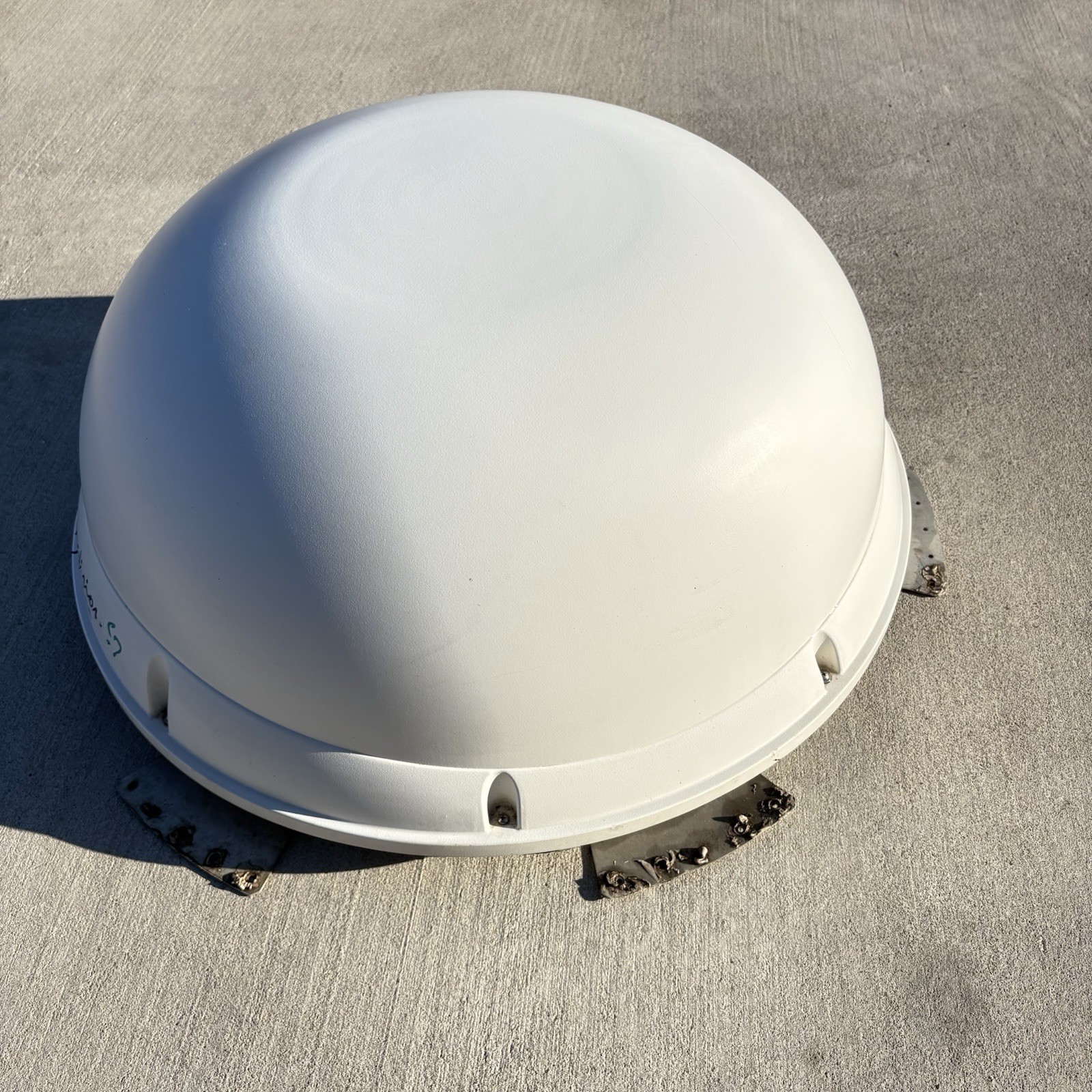 KVH TracVision S2 Direct Roof Mount Satellite Dish Antenna & receiver