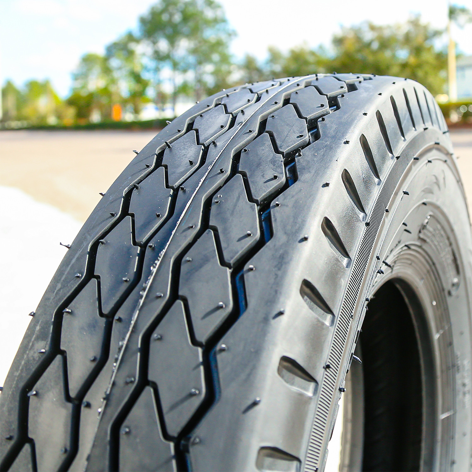 4 Tires Forerunner QH505 ST 7-15 (205/90D15) Load E 10 Ply Trailer