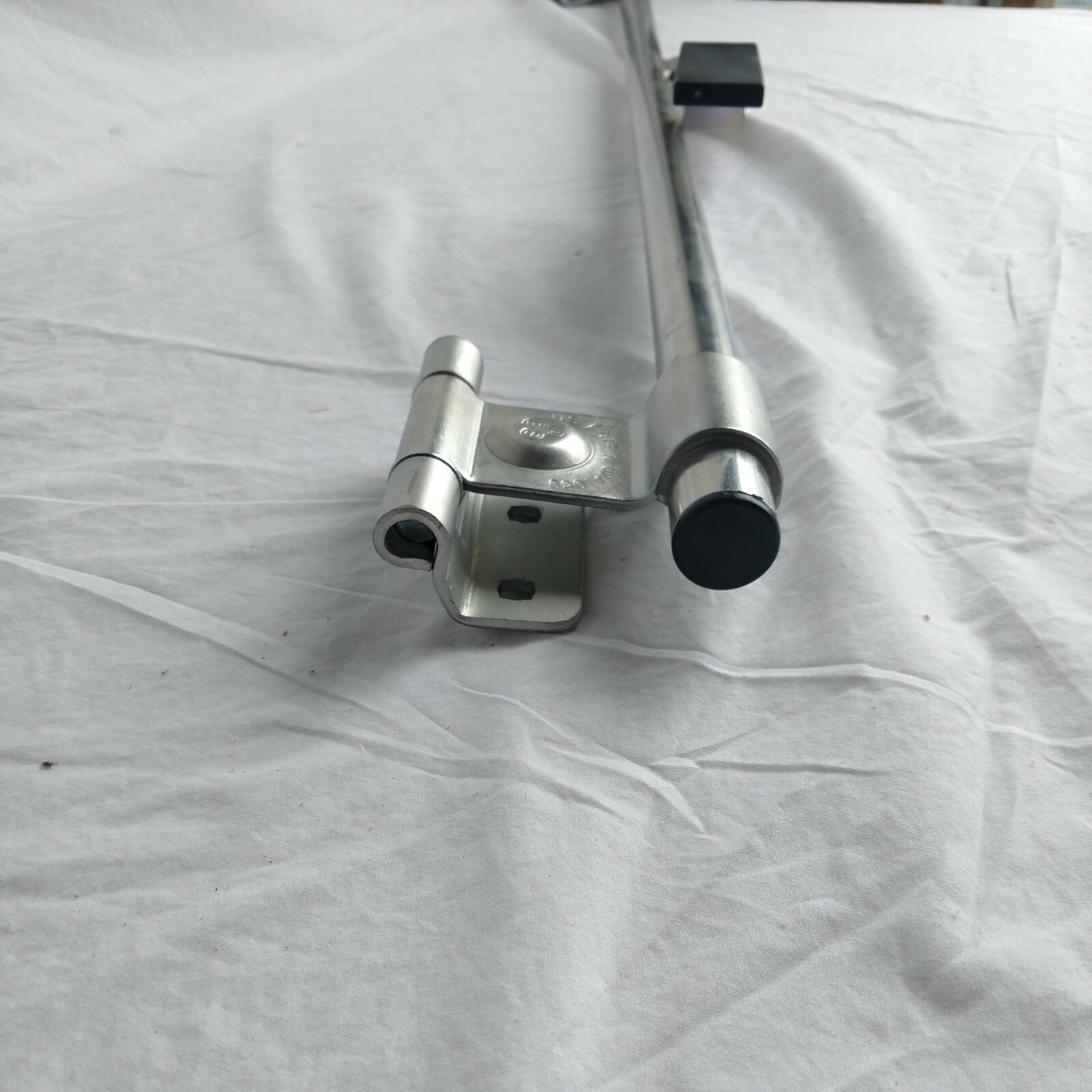 Enclosed Trailer Door Latch (1) 36″ L Tamperproof Hinge and Mount Fasteners