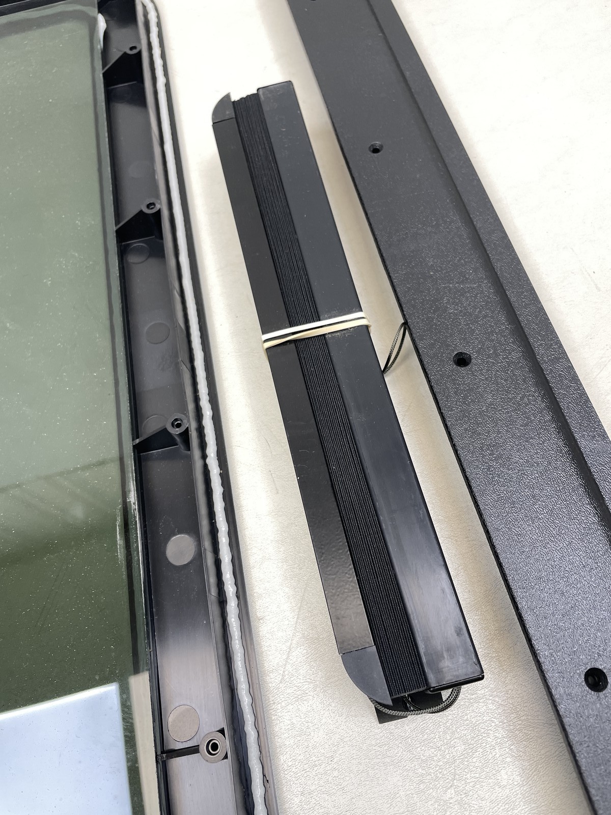 AP PRODUCTS ENTRY DOOR WINDOW THIN SHADE BLACK 015-201512 RV / CAMPER