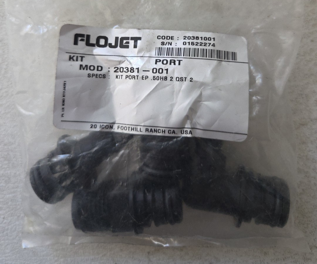 * Flojet 20381-001 Quad Port Adapter Set – 1/2″ to 3/4″ NPT & 1/2″ Barb Fittings