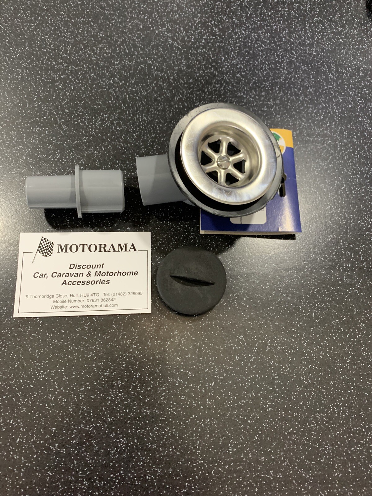 CARAVAN MOTORHOME 1.1/4″- 28mm ANGLED SINK WASTE OUTLET WITH REDUCER TO 20MM