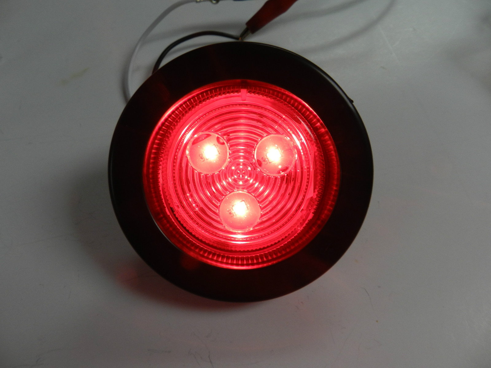 (1) Clear/ RED 3 LED Light Trailer 2-1/2″ round Grommet Clearance 2.5″ Optronics