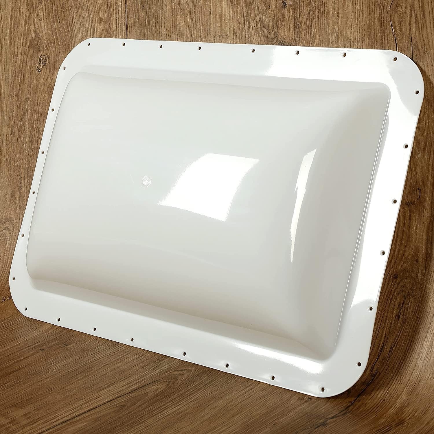 RV Skylight Replacement 18″ x 26″ for 14″ x 22″ Shower Roof Openings