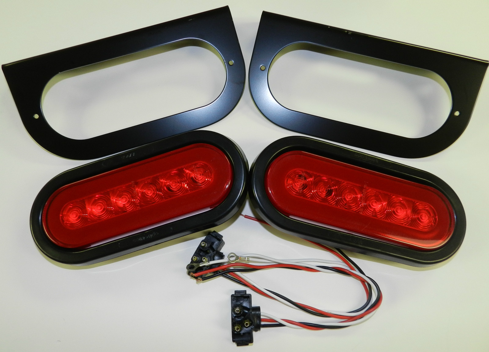 6″ Oval S/T/T Red 22 LED Truck Trailer Brake Light W/ Red Lens And Mounting Kit